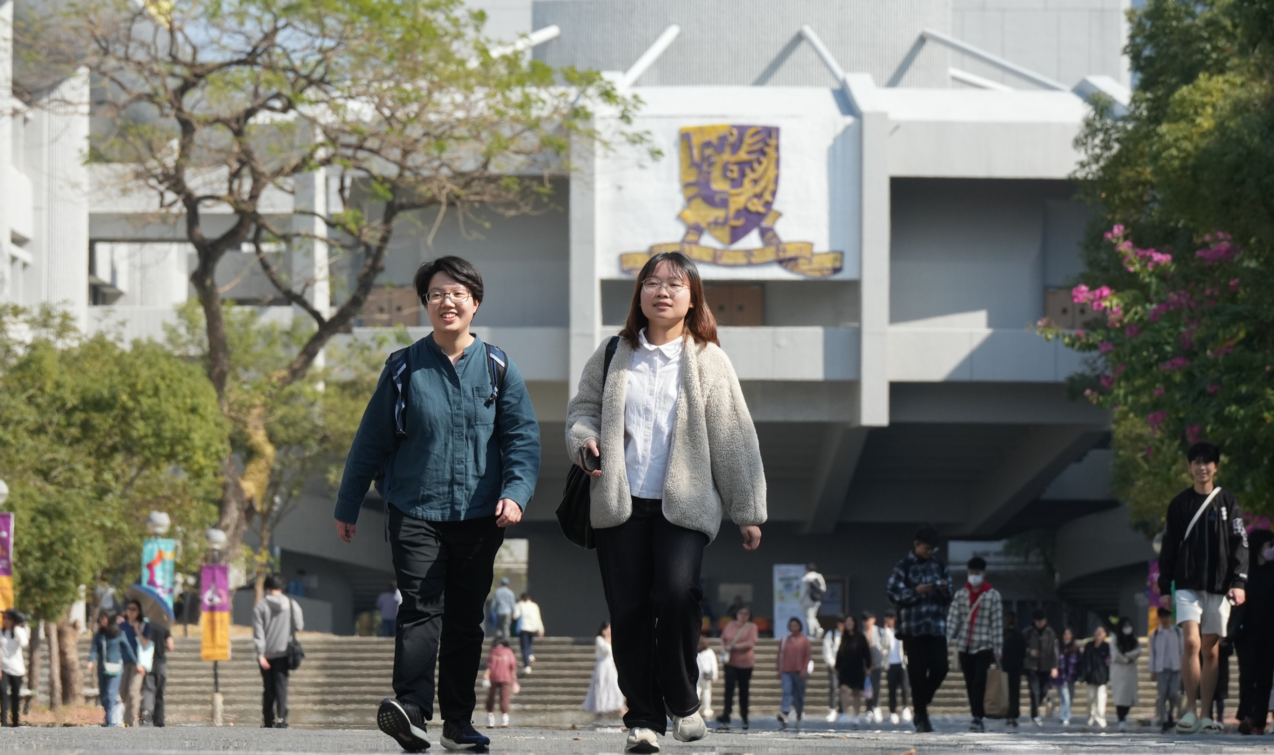 15,776 JUPAS applicants were offered a place in universities in Hong Kong this year, compared with 16,149 last year. Photo: Eugene Lee